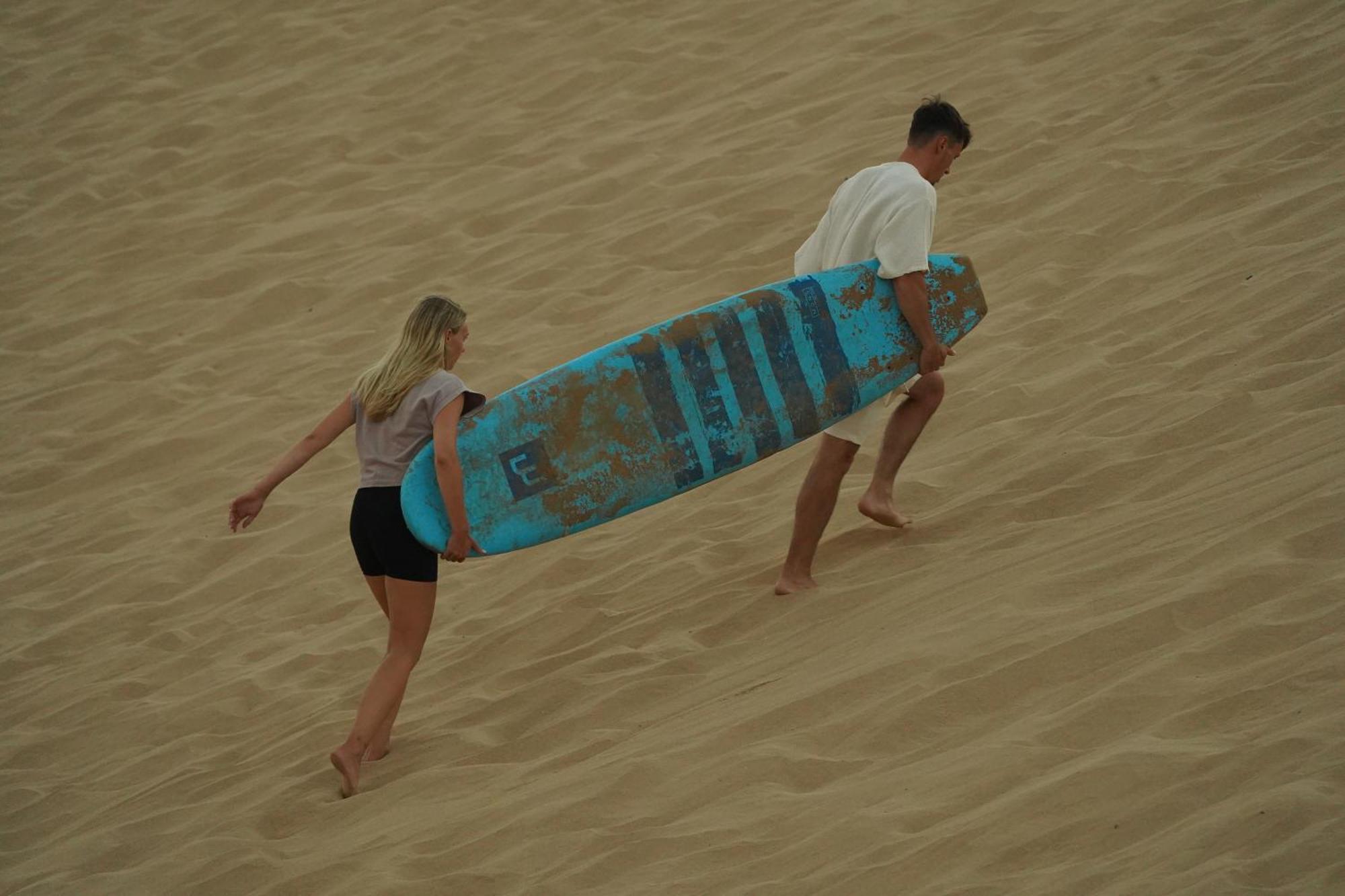Waves Hunter Surf House Bed & Breakfast Agadir Eksteriør bilde