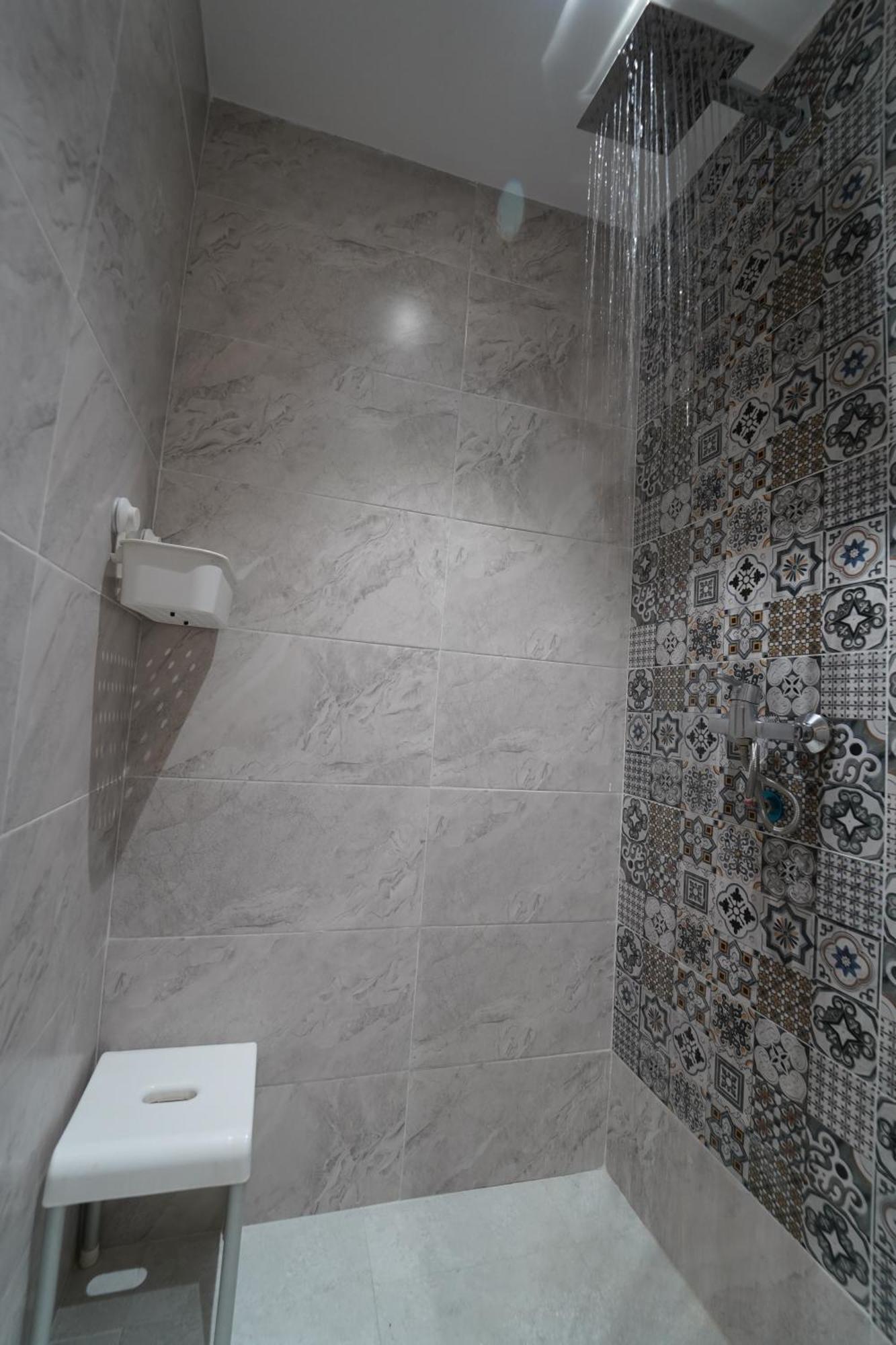Waves Hunter Surf House Bed & Breakfast Agadir Eksteriør bilde