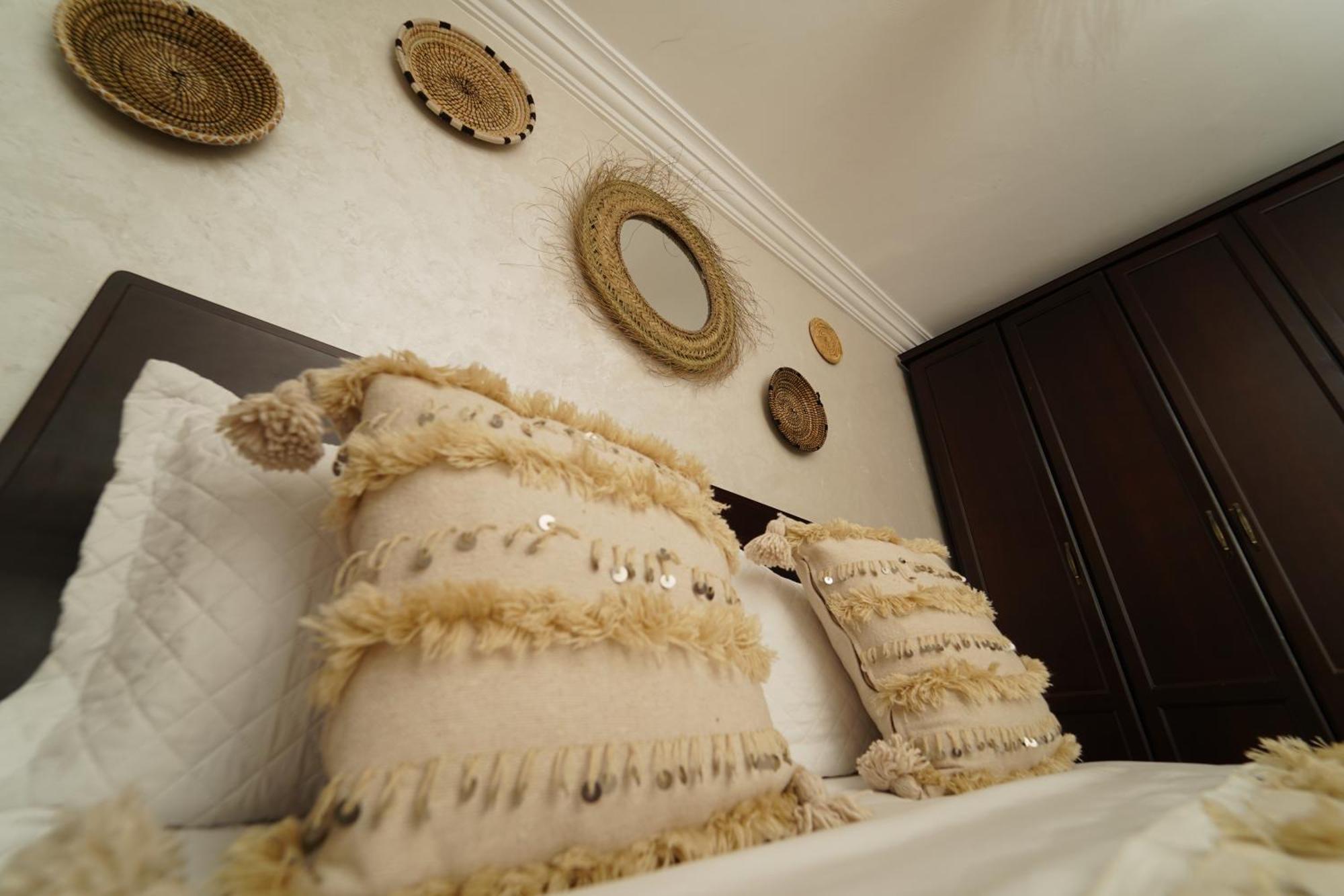 Waves Hunter Surf House Bed & Breakfast Agadir Eksteriør bilde