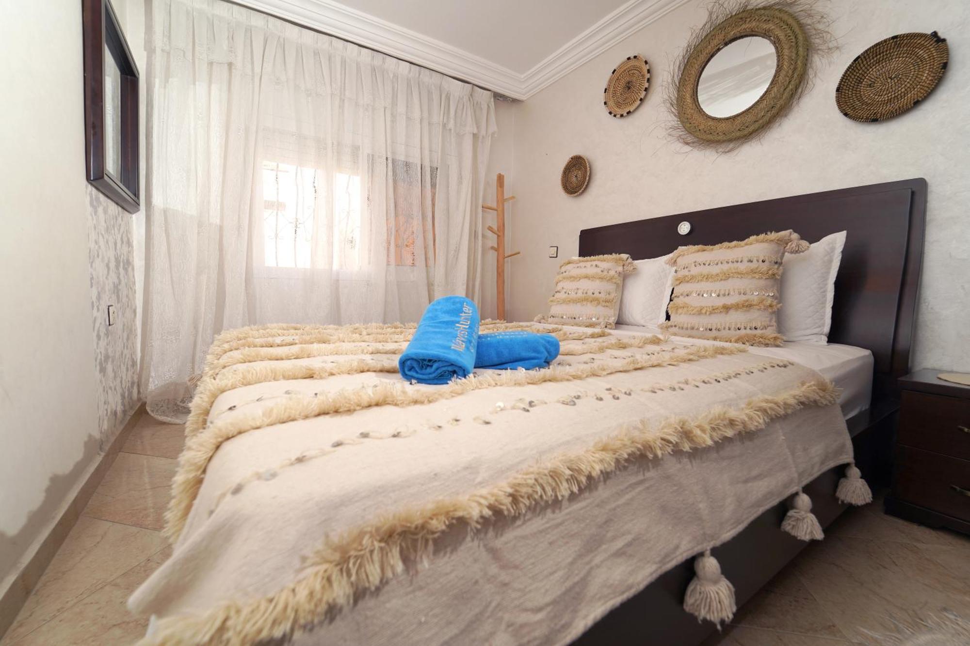 Waves Hunter Surf House Bed & Breakfast Agadir Eksteriør bilde